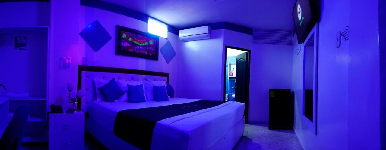 Hotel Luna Azul Florencia  Exterior foto